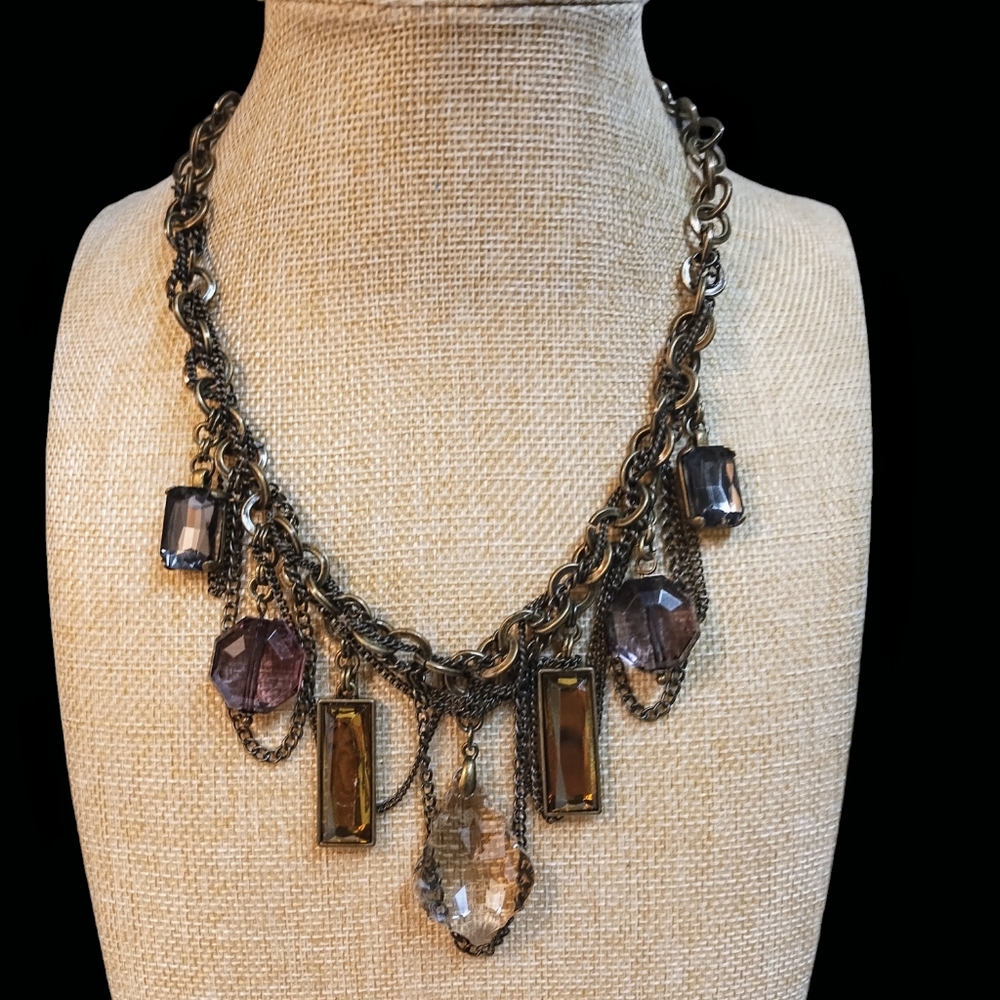 NWOT Premier Designs Glamorous Statement Necklace Antiqued Brass With Glass